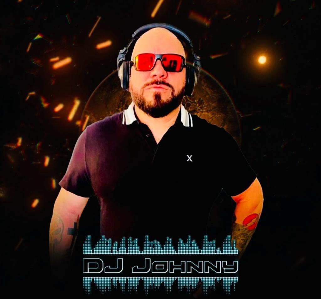 DJ Johnny — DJ profesional para eventos